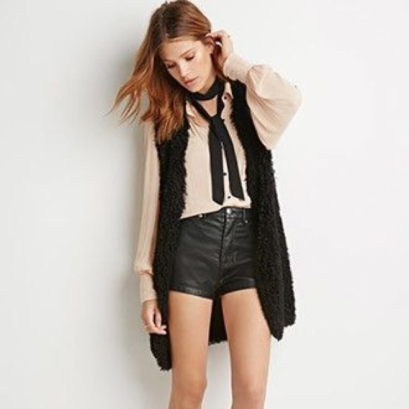Forever 21 Jackets & Blazers - Forever 21 Faux Fur Longline Vest